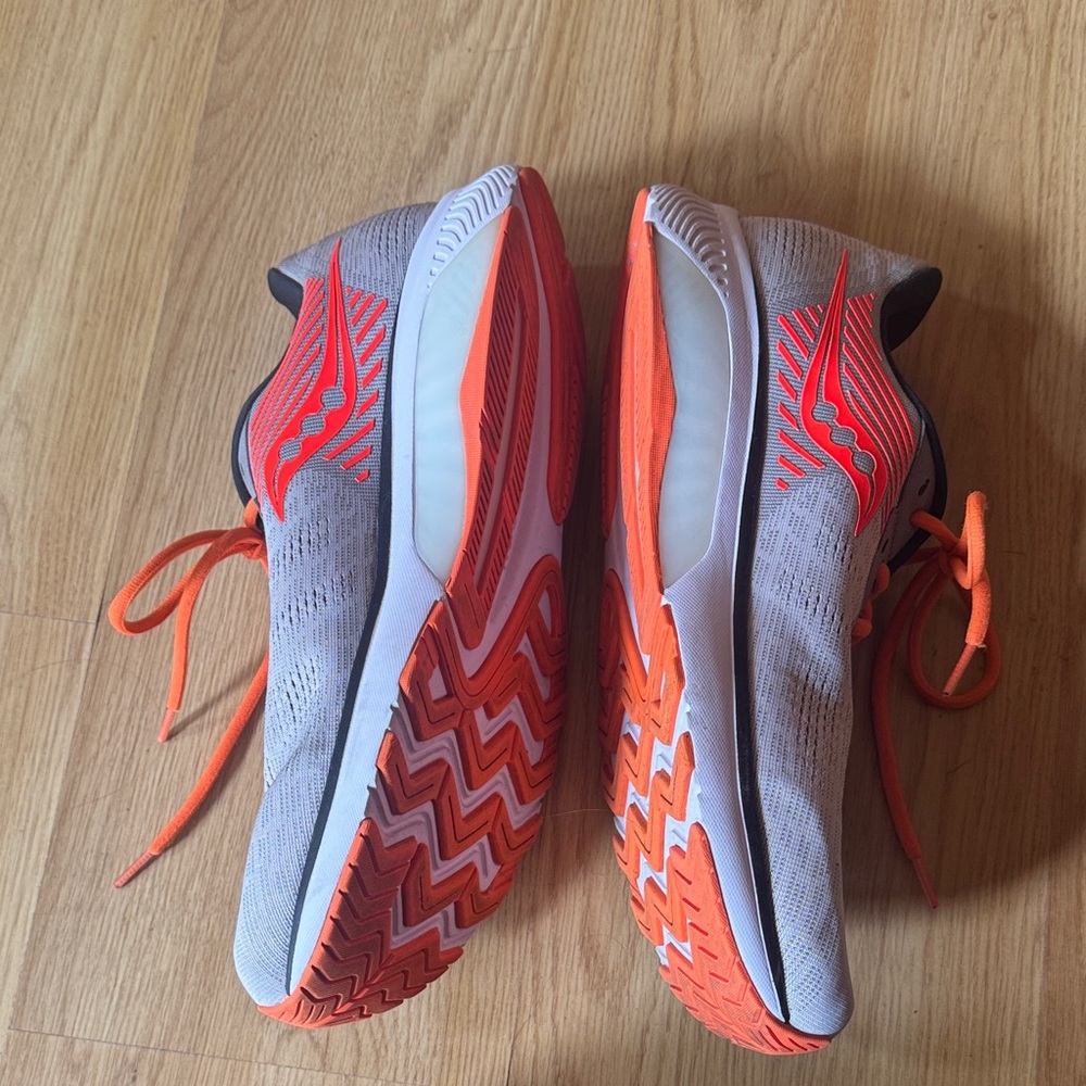 Saucony Jack Rabbit size 13 men’s guide 14  Athletic Sneakers running excellent - Picture 4 of 10